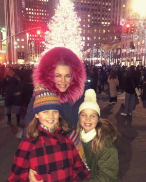Rebecca Romijn Instagram - A few of our favorite moments from holidays past and present 🎄 Hope you had a merry Christmas!