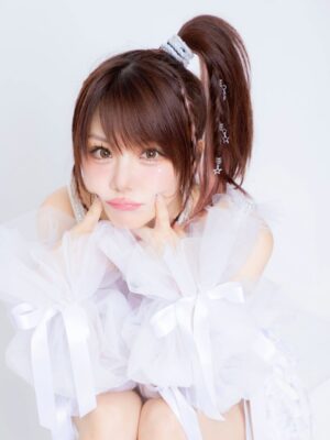 Reina Tanaka Instagram - .
1月19日 デビュー23年記念日でした🎶
コメントくださった方ありがとうございます💕
⁡
体調不良すぎてSNSもあつかえませんでした😭
⁡
6期で1番最初にやめそうって言われとった田中れいなが
今も活動しております。
人は見かけで判断したらダメってのが立証できたのではないでしょうか😏笑
⁡
今日まで楽しくやってこられたのも
応援してくれて一緒に楽しんでくれるファンのみなさんのおかげです✨️🥰
いつもありがとう🎀✧

これからも体調には気をつけて
一緒に楽しく歩んでいきましょうっ!!
・‥…━━━☞・‥…━━━☞
#田中れいな #デビュー #23年記念  #モーニング娘  #6期