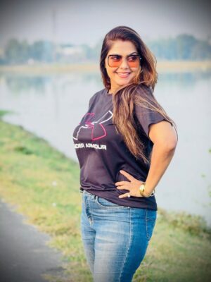 Rinku Ghosh Instagram - To life
Living in the moment is the way to happinessâŚ.
#happyness#positivity#likeforlikes