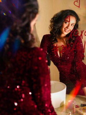 Riya Suman Instagram - Yo … Happy New Year!❤️
Happy 2026!💋
.
.
📸 : @mysouthdiva
