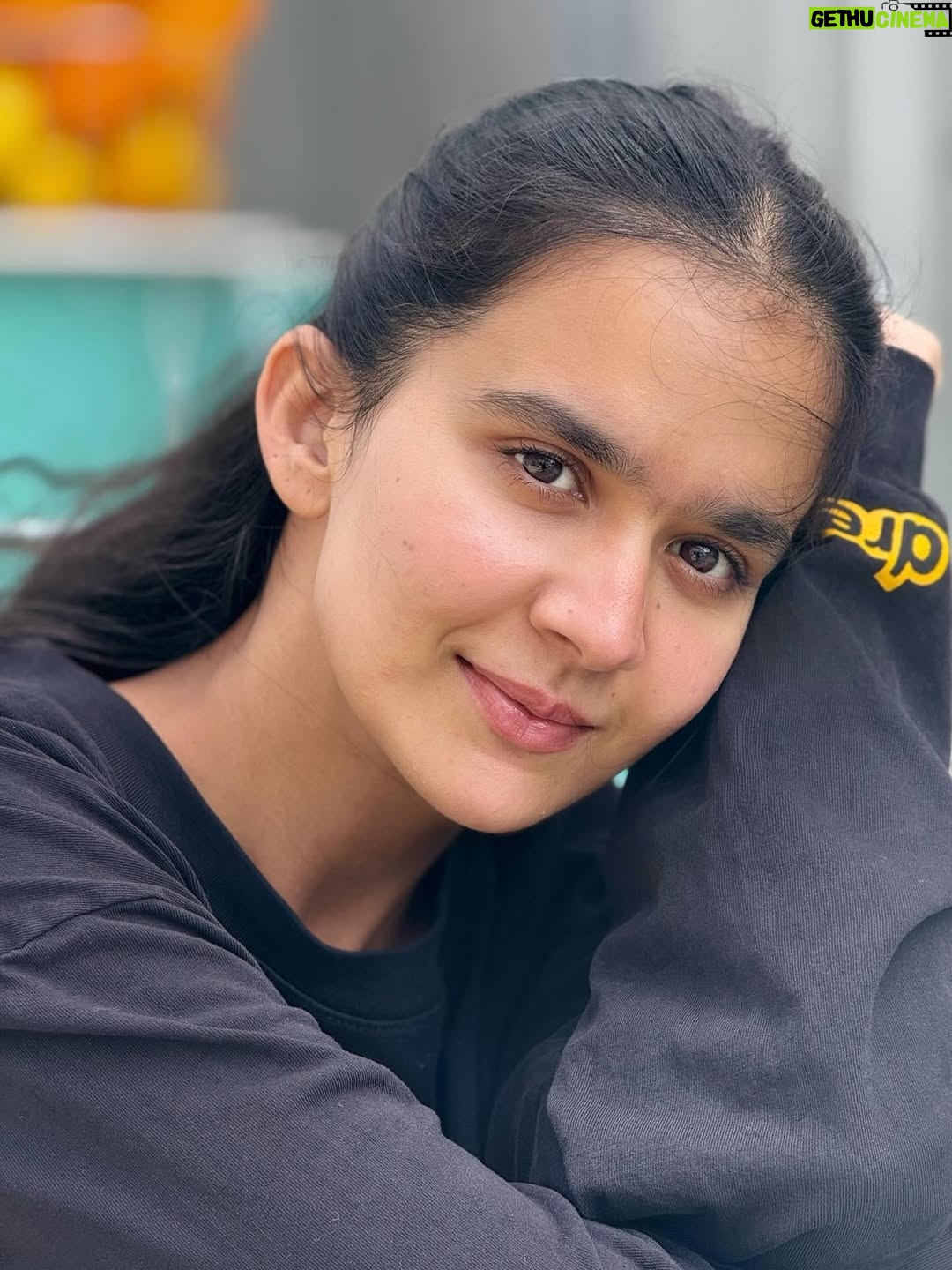 Roopi Gill - 198.6K Likes - Jama Desi Ah 🤌🏼