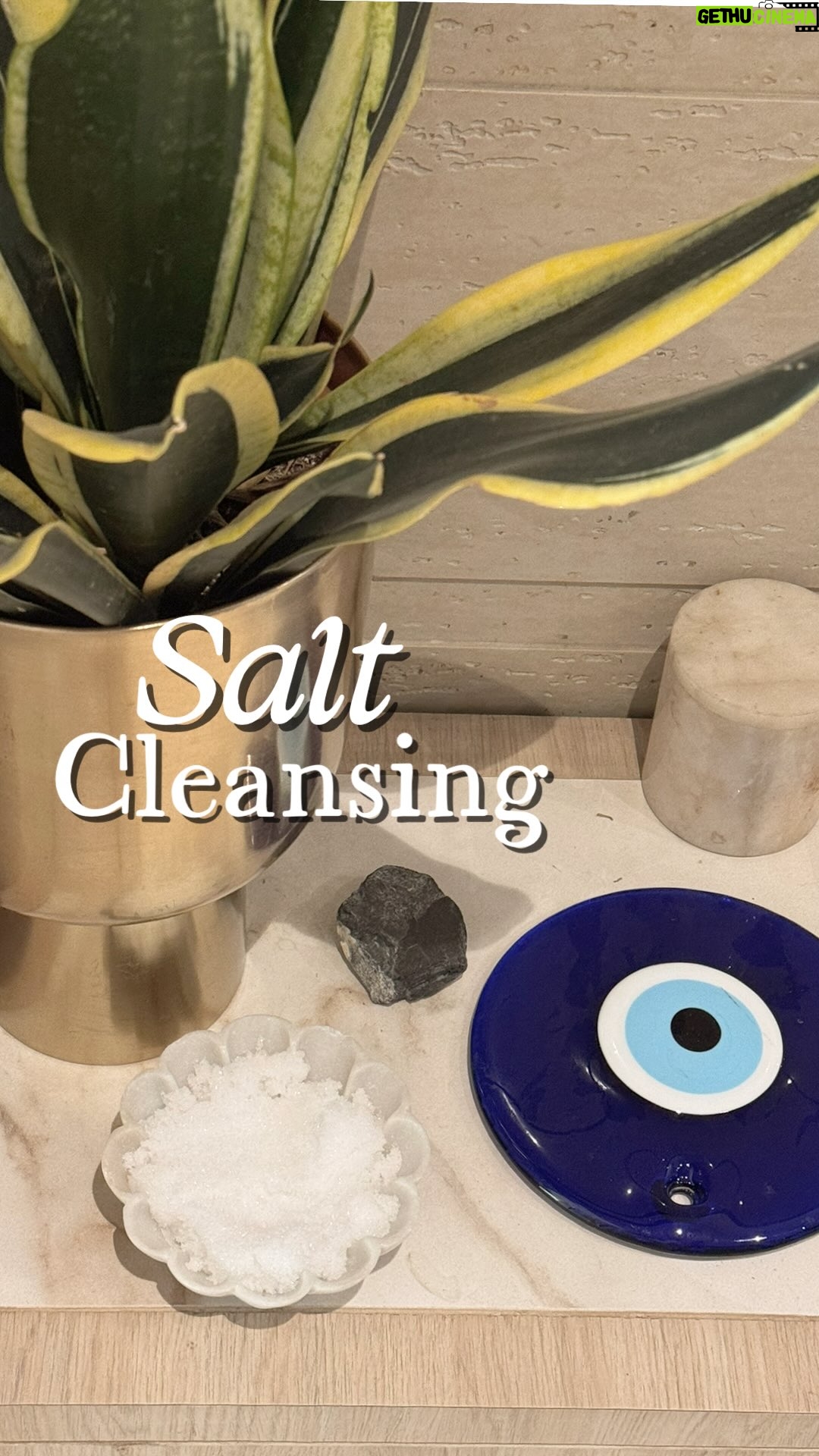 Roshni Chopra - 11.9K Likes - Here are 3 affirmations to use for salt cleansing - yes they work try it 🙌✨

For money:
“I release all money blocks and allow abundance to flow to me with ease.”

For negativity & nazar:
“I return all negative energy to the source as love and light and remain fully protected.”

For home protection:
“My home is sealed with peace, protection, and prosperity.”

I like to use epsom salt or pink Himalayan salt . 

#roritual #energycleanse #affirmations #manifest