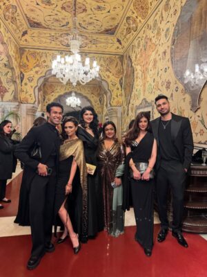 Roshni Chopra Instagram - Maharani era 👑✨what do you expect when @nexxusnewyork picks you up in a palace on wheels for the party of the season at city palace Jaipur ! What a night ♥️🙌

Wearing @namratajoshipura  via @twentyvi.brands 💛

Ps - the promend oil resurrection by @nexxusnewyork is basically addictive . There’s no going back ! thank you @lathasunadh for the best discovery 🤗