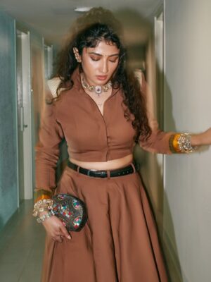 Roshni Prakash Instagram - Just a brown moment. 🤎