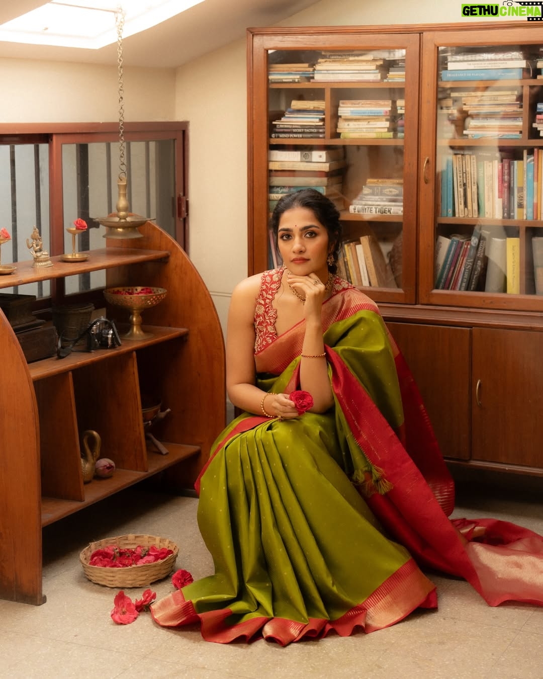 Rukmini Vasanth - 616.7K Likes - ✨🧡🌱

Styled by - @poojakaranam 
Styling team - @keerthi.madhusudan @stephen_styles_ 
Saree - @avantraofficial 
Jewelry - @tribebyamrapali 
Hair - @chakrapu.madhu 
Makeup - @nikitashak 
Photographer - @sujana.zip
Saree drape artist - @makeoverby_roopakala