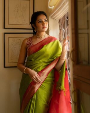 Rukmini Vasanth Instagram - ✨🧡🌱

Styled by - @poojakaranam 
Styling team - @keerthi.madhusudan @stephen_styles_ 
Saree - @avantraofficial 
Jewelry - @tribebyamrapali 
Hair - @chakrapu.madhu 
Makeup - @nikitashak 
Photographer - @sujana.zip
Saree drape artist - @makeoverby_roopakala
