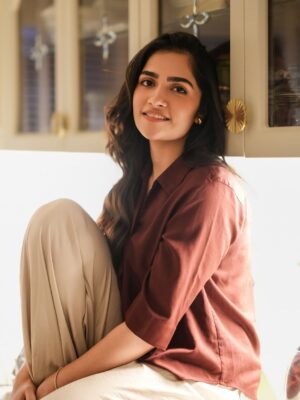 Rukmini Vasanth Instagram - 🧸🤎