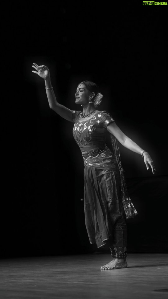 Rukmini Vijayakumar - 35.5K Likes - Let the soul lead, the body follows!🌸
.
.
.
.
.
[Rukmini Vijayakumar, Bharatanatyam, Tulasi, Sumedh K, Classical, Mysore, Artists, Uttarayana]
#kannadasongs #classical #bharatanatyam #tulasi #fypppppppppppppppppppppppppppppppppppppppppppppppppppppppppppppppppppppp