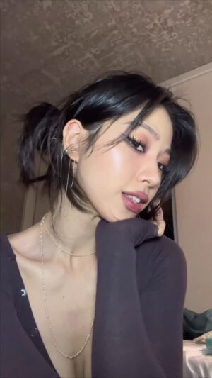Ryu Won Instagram - @patmcgrathreal eyeshadows are INSANE #fyp