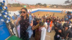 Saayoni Ghosh Instagram - Jhargram #Binpur 
You beauty ❤️