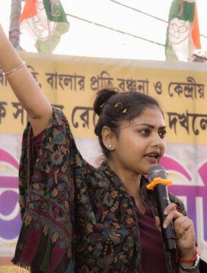 Saayoni Ghosh Instagram - Thank you #HowrahRural for your overwhelming support and participation. Together We Can! #HowrahRuralTMYC #Uluberia🙏