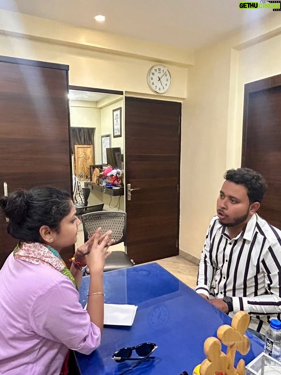 Saayoni Ghosh - 49.3K Likes - Organisational Review Meeting with district youth presidents of Malda, Uttar Dinajpur, Dakshin Dinajpur, Coochbehar, Alipurduar, Jalpaiguri, Darjeeling Plains organısational districts at Trinamool Bhavan.