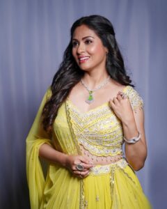 Actress Sadha HD Photos and Wallpapers January 2026
