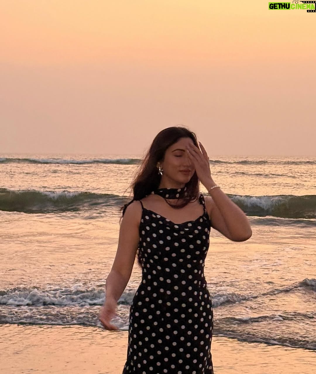 Safa Kabir - 45.7K Likes - A sunset made of fire and ocean blues.
Exactly where I’m meant to be.