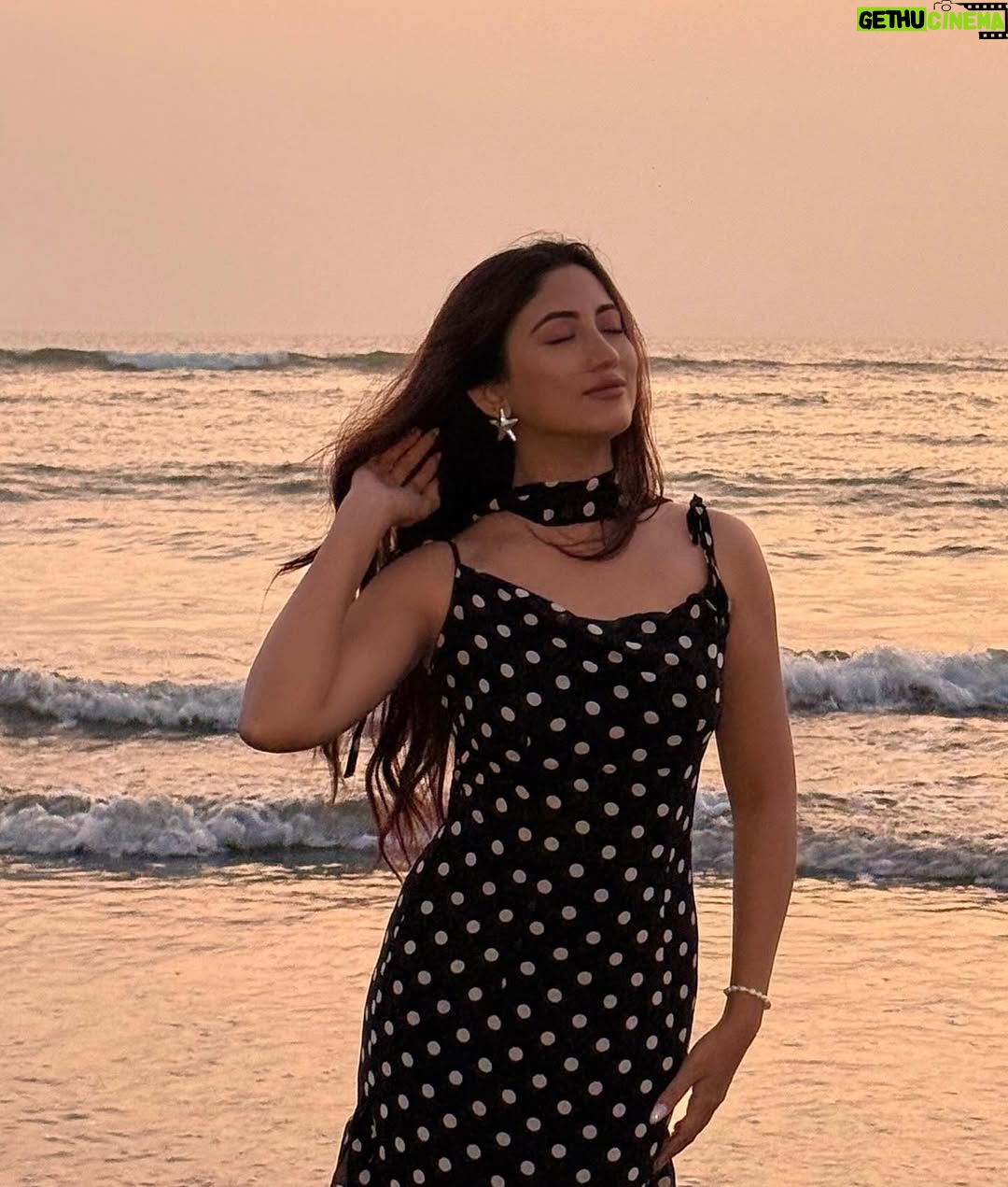 Safa Kabir - 45.7K Likes - A sunset made of fire and ocean blues.
Exactly where I’m meant to be.