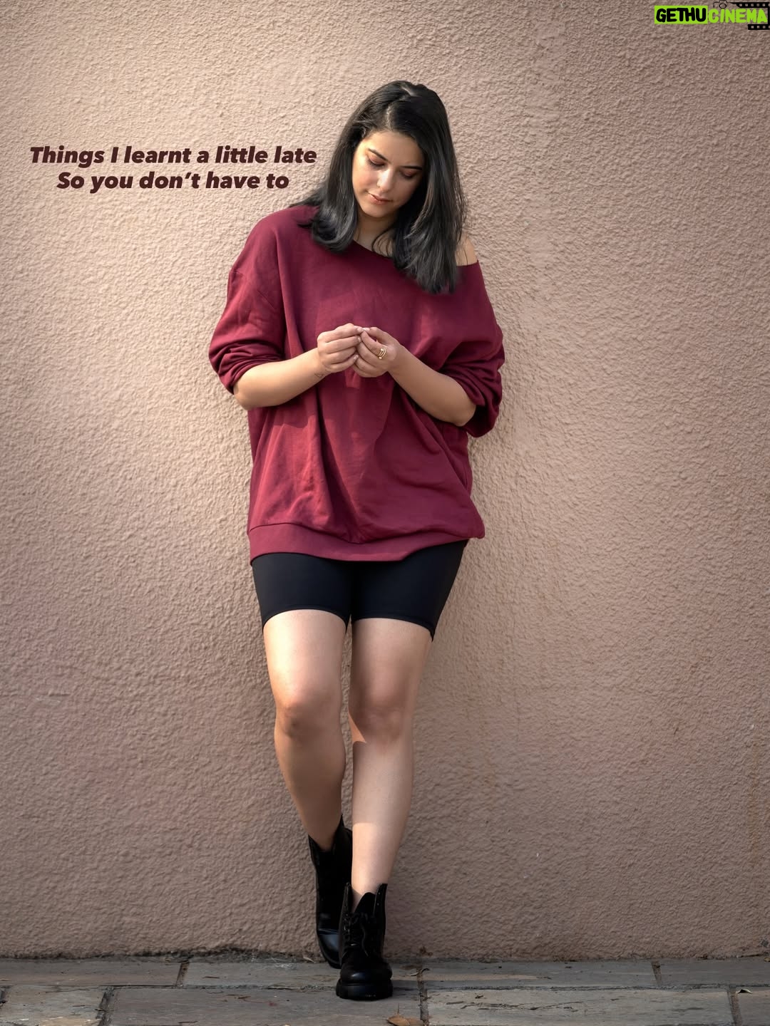 Saloni Khanna - 9.5K Likes - Things I learnt slowly.

I spent years thinking I had to fit into one box…one identity…one version that made sense to everyone else.

If even one slide made you pause, this did what it needed to 🤍