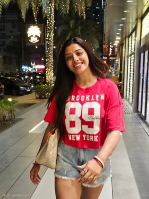 Sanchita Banerjee Instagram - ❤️❤️❤️

#ootd #sanchitabanerjee #instadaily #love #instagood