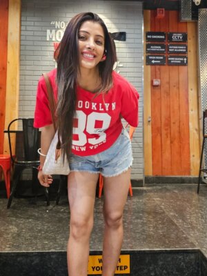 Sanchita Banerjee Instagram - ❤️❤️❤️

#ootd #sanchitabanerjee #instadaily #love #instagood