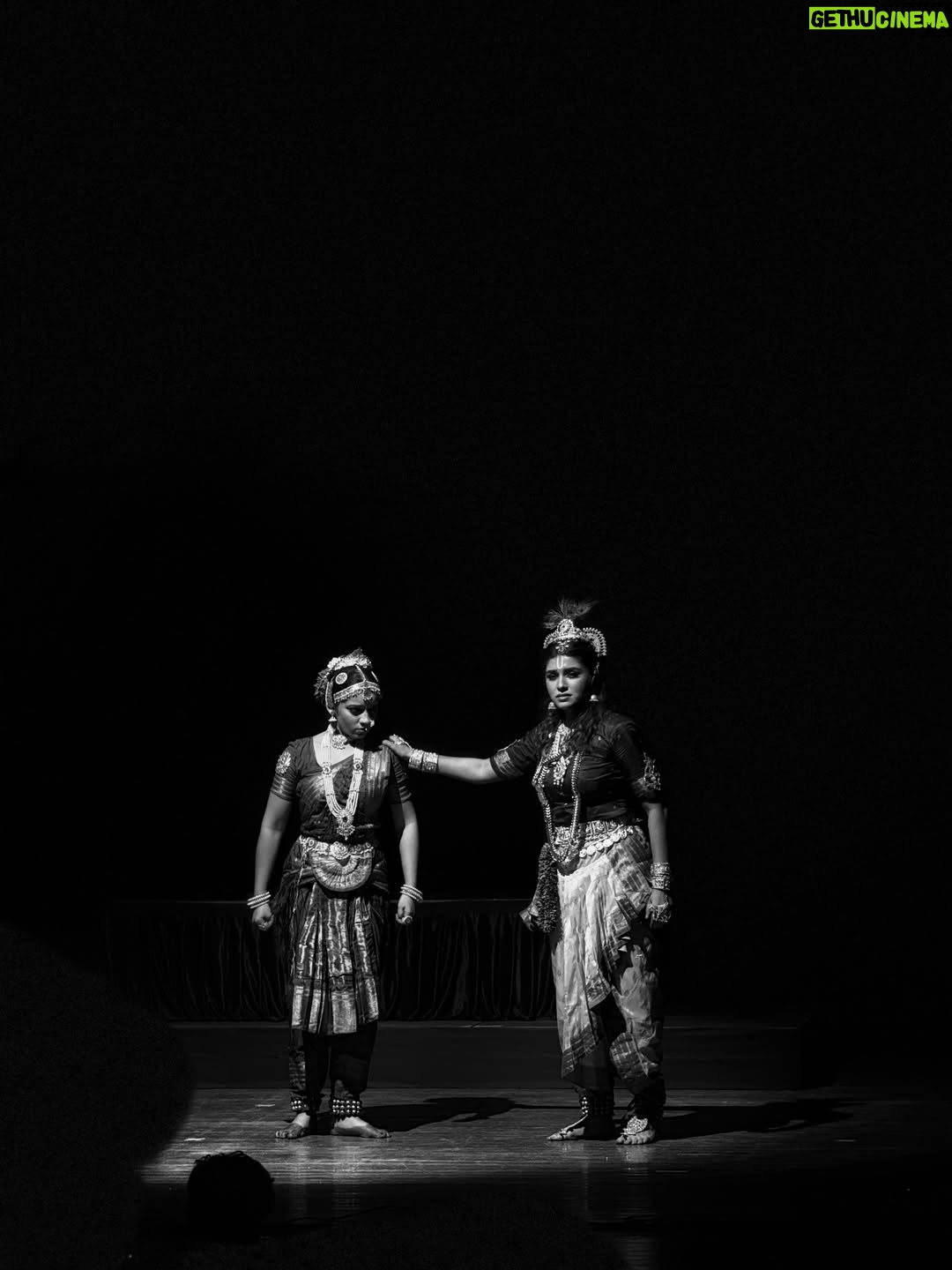Sanskruti Balgude - 1K Likes - If you want to see this magic go for the colourful one. It’s Beautiful. Amazing show Directed by @sanskruti_balgude_official 😀💃🏻
Superb Lighting and Performance 👌🏻
Co-Produce by @kedar_juris05 🤩
.
I shot this in black and white. 
Shot on IPhone @apple 😉
#Dance #Lights #krishnalovers❤️ #sanskrutibalgude