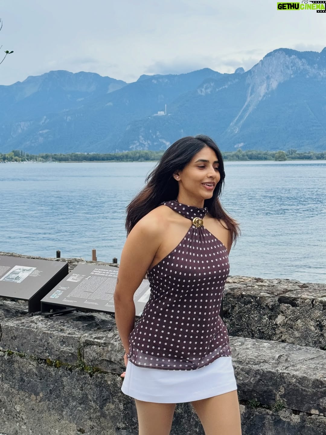 Sapthami Gowda - 239K Likes - Just a “FEW” vacay pictures ! 

Wish I could put all 1000 pictures at once, like a physical photo album ! 

🚠🚞🏔️🧿