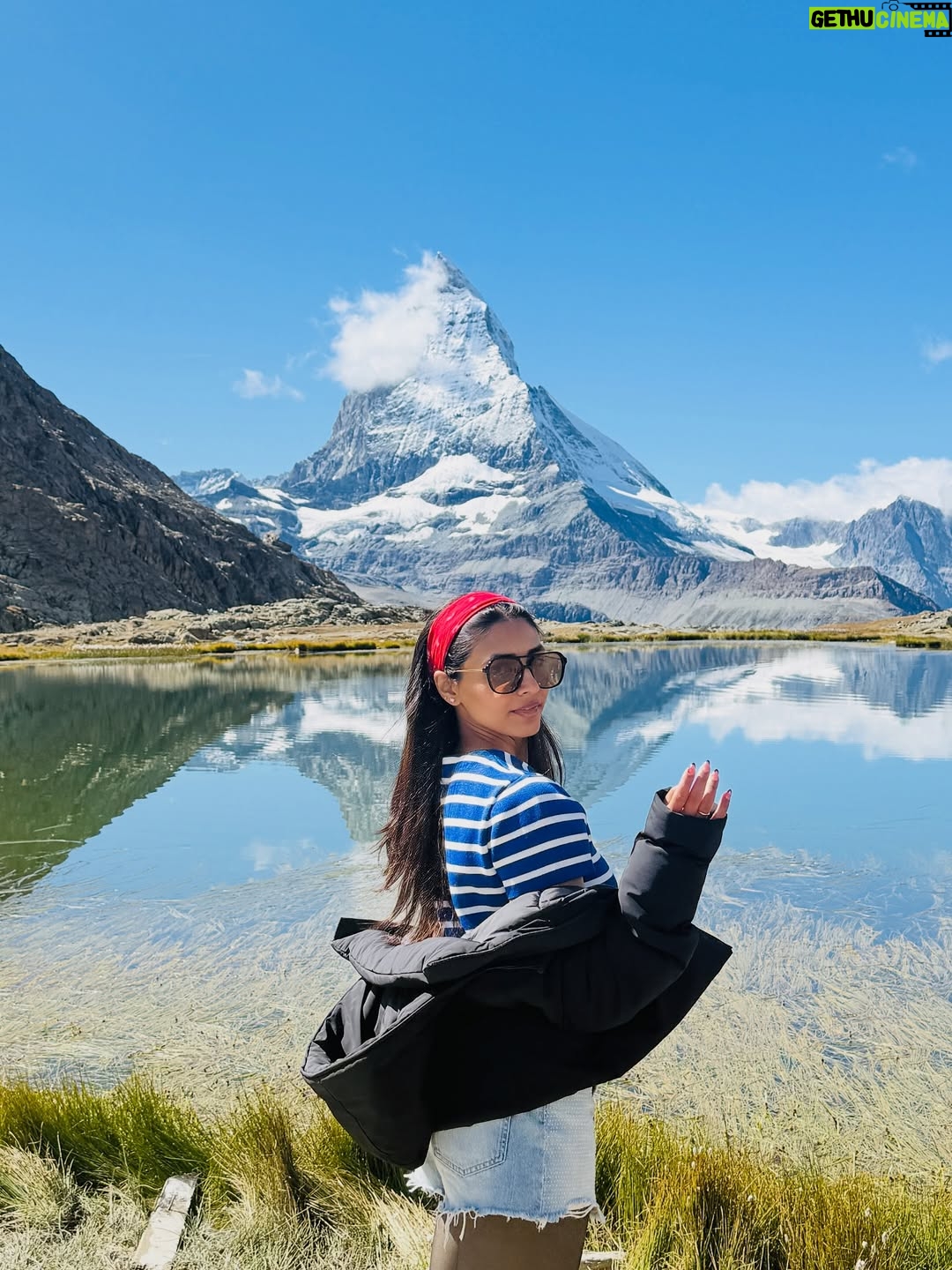 Sapthami Gowda - 239K Likes - Just a “FEW” vacay pictures ! 

Wish I could put all 1000 pictures at once, like a physical photo album ! 

🚠🚞🏔️🧿
