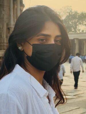 Sapthami Gowda Instagram - Hospete-Hampi- Kushtagi 🙏🏻❤️

Thank you ❤️🧿
Yelo Mahadeva haad kelskondra ??🥰