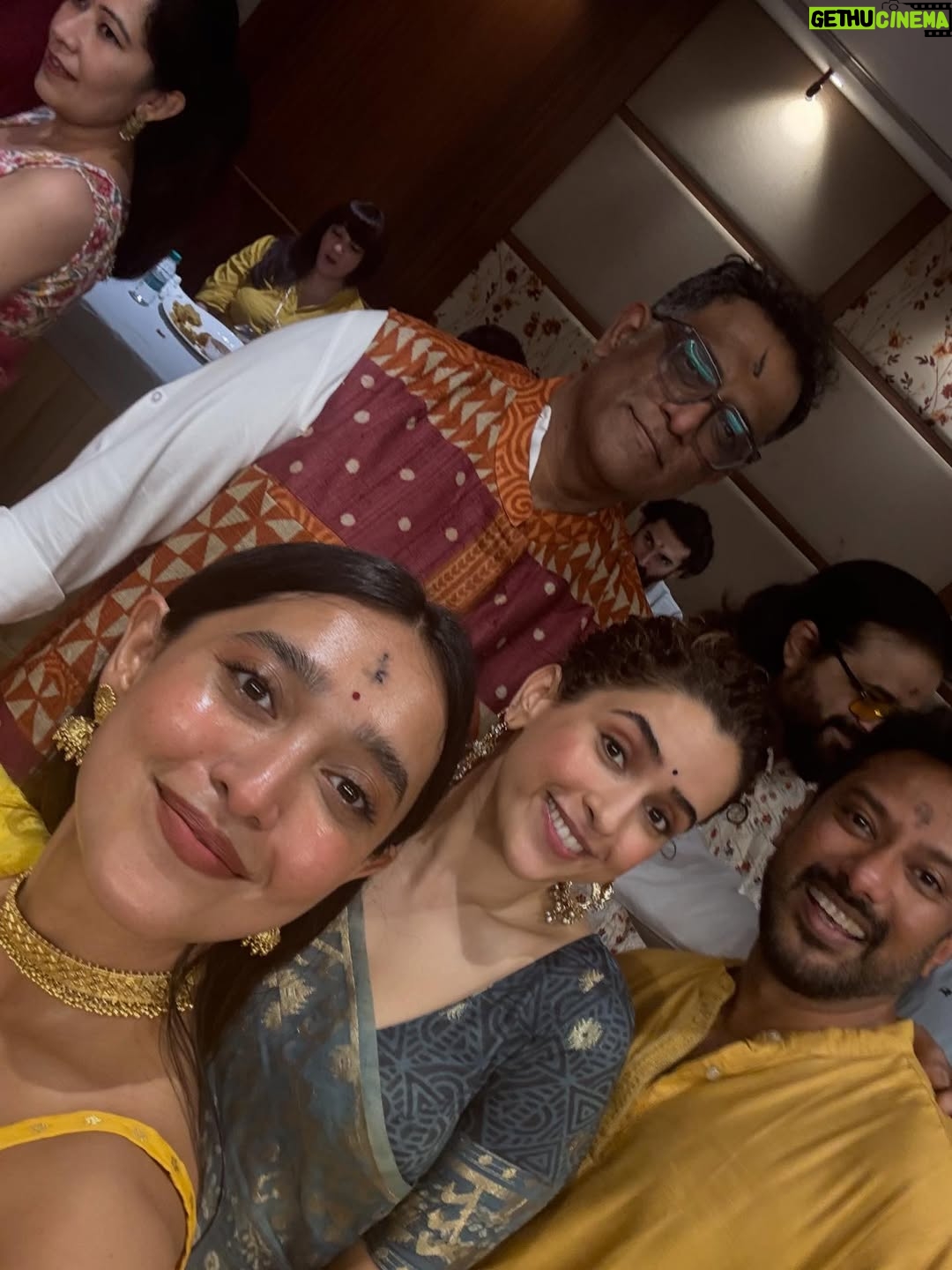 Sayani Gupta - 38.5K Likes - Saraswati Bidyeboti 🌼
The one day we wait for all year. 

Thank you Tani di, Dada and the entire family for bringing us together each year for Ma. 
#31years