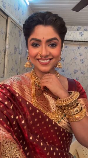 Sayantani Ghosh Instagram - 🌹मुलगी आली रे…