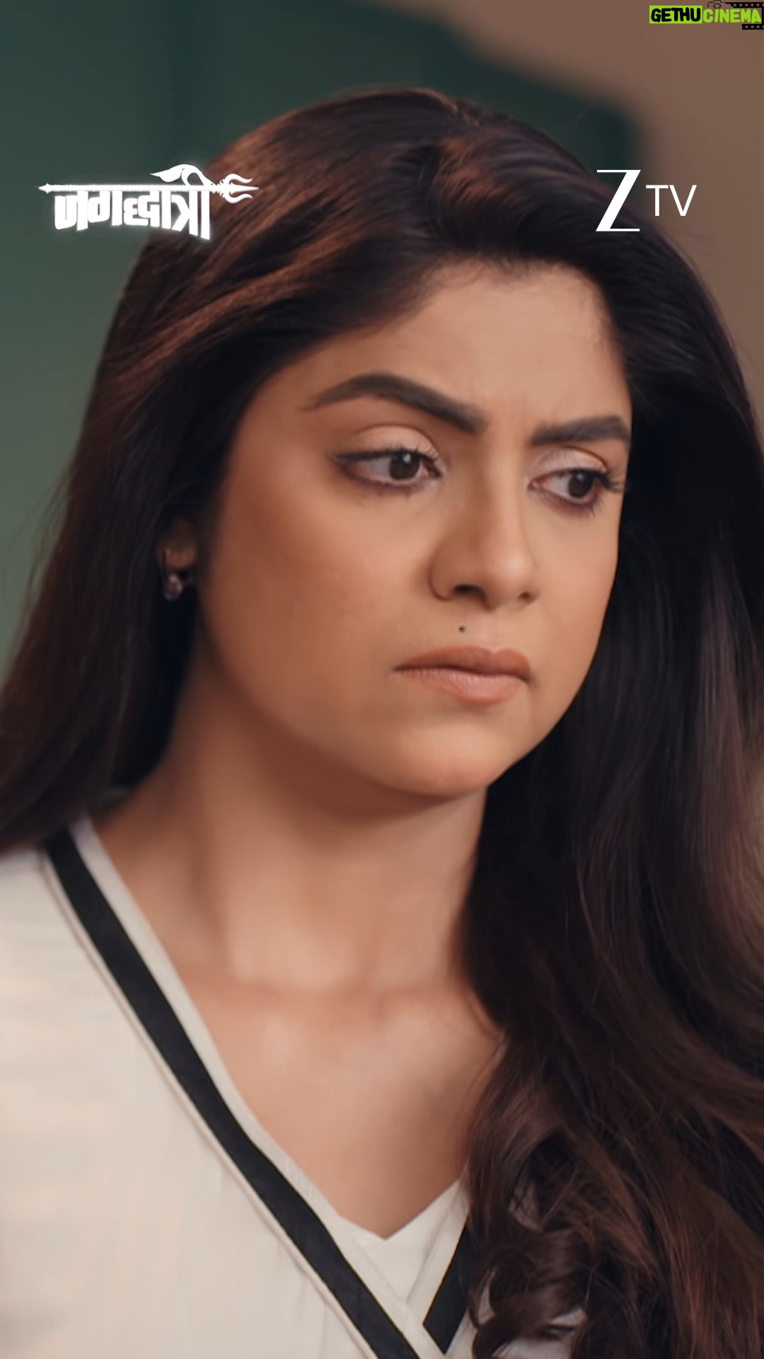 Sayantani Ghosh - 22.4K Likes - Kya Jagadhatri ki baat se Maya ko Gunjan ke saath ho rahi naainsaafi ka ehsaas hoga?

Dekhiye #Jagadhatri har roz, raat 10 baje, sirf #ZeeTV par.

#Jagadhatri #Maya #ZeeOnTheGoReels #AapkaApnaZeeTV