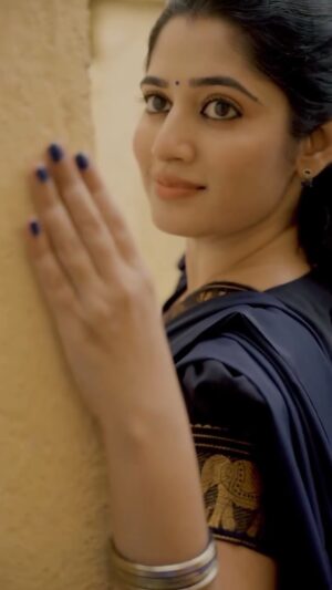 Shambhavy gurumoorthy Instagram - ✨365 new chances , let’s go !! 🦋

🌸 Wishing you all very happy new year 2026 ♥️

#instagood #insta #gratitude #happiness #trend