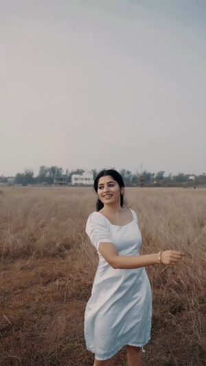 Shambhavy gurumoorthy Instagram - Soft look , strong aura 🤍✨

#trend #instagram #instafashion #ootd #love