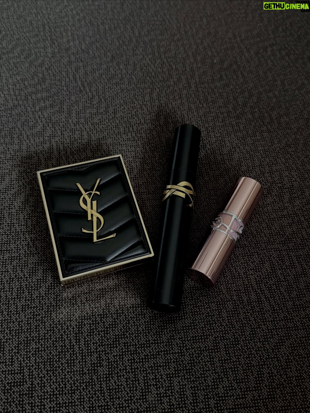 Shazahn Padamsee - 22.8K Likes - A little AMS dump ❌

1. Calm by the canals 
2. No cap needed 🫶
3. My @yslbeauty travel essentials 
4. Happy place
5. Bumped into @realblackcoffee at our hotel lobby 
6. No points for guessing whose gig we went to 😅
7. Shady business. The store owner prob hates me after how many selfies I took
8. @amsterdamdanceevent readyy 
9. My “Bite in the wind” expression 
10. Say cheese- spent half my trip here literally trying ALL cheese they had 
11. Conference time 
12. Met @josephcapriati any guesses where again 😆
13. Dark chocolate tart of my dreams 
14. Gorg interiors @rosewoodamsterdam loved every bit of our stay here 
15. Oh and their cafe latte was 💯
16. What. A. Night 
17. Day 0
18. :) 
19. Pink wheels big feels 
20. Tot volgend jaar Amsterdam 🫶