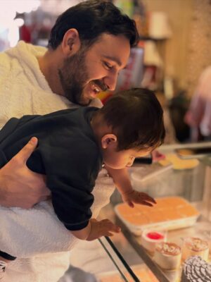 Shireen Mirza Instagram - Weekend wrap 🤍🥰

1. Jaipur winters, warm hearts & us 🤍✨
2. Every father’s dream — my world on my shoulders ☀️
3. Tiny giggles, long drives & mumma’s lap 🚗💛
4. From “no kids” to handling three like a pro — life upgrade unlocked 😄👏
5. Little munchkins, big love 🧸💞
6. Future driver loading… 🚘😎
7. Breakfast tastes better with Nani around ☕🍳
8. Mumma’s love hits different 💕
9. Beti & mumma — pure magic ✨👩‍👧
10. When Hamza gets all the treats (as he should) 😋🍪
11. Spoiling starts early… and we’re guilty already 😌
12. More treats, more smiles — repeat 🔁💛
13. Mumma’s chai time = peaceful vibes ☕🌿
14. Morning feast, full hearts 🍽️✨
15. The real treat Hamza got — endless love 🧿🤍
16. Best MIL — blessings in human form 
17. Attending family function is always special - Nyla’s first birthday
18. All khalas in the house
19. Us just us

#fyp #family #newparents #babyboy #love