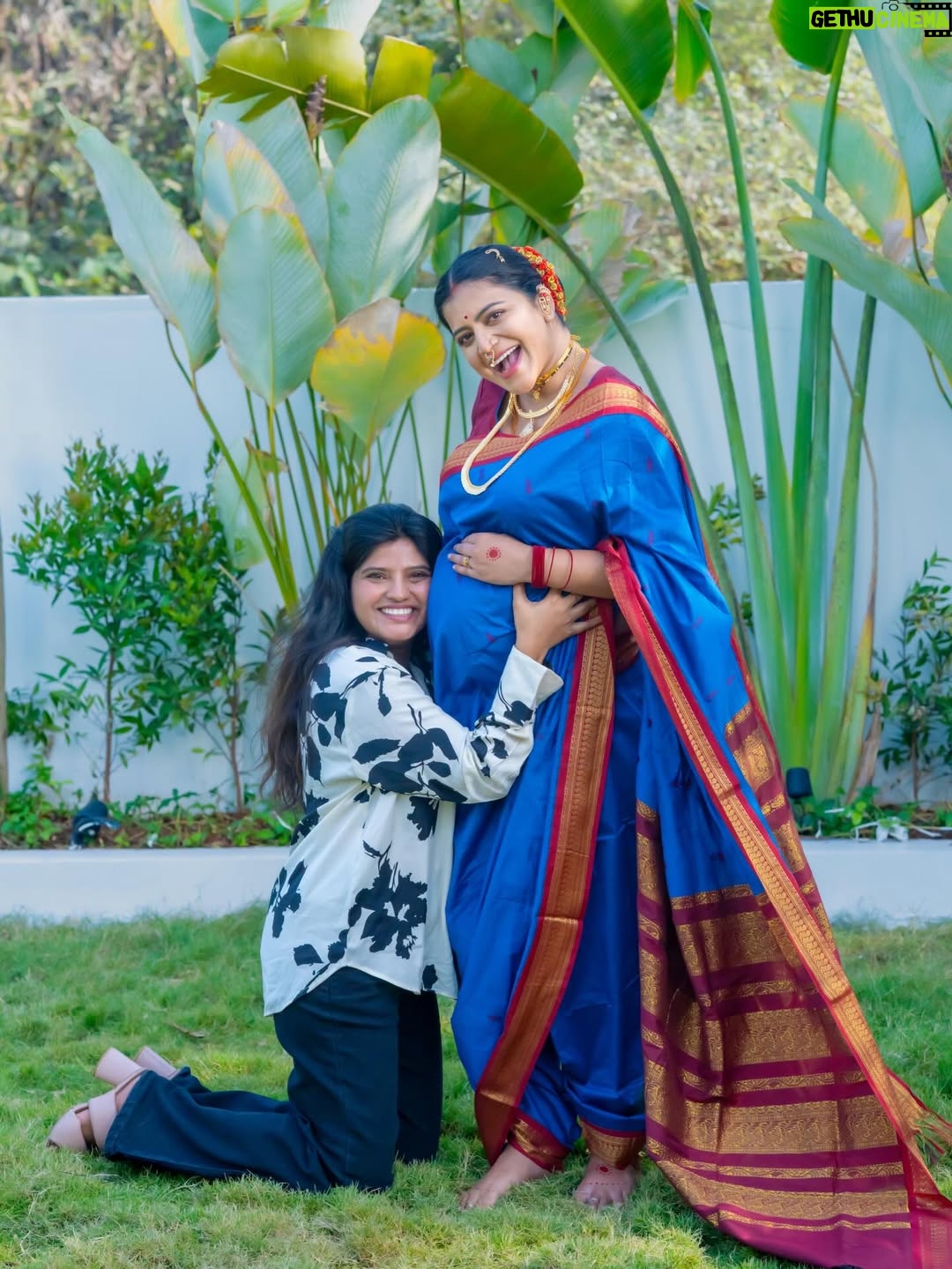Shiva Jyothi - 86.2K Likes - Spoiling with love & styling with perfection ..
designer pinni vibes ✨💖 @navya.marouthu 💖

Outfits & Styling @navya.marouthu 💖

Clicks @landscapeweddings 💖

#ɴᴇᴡᴘᴏsᴛ #babybump #babyphotoshoot #jyothakka #shivajyothi