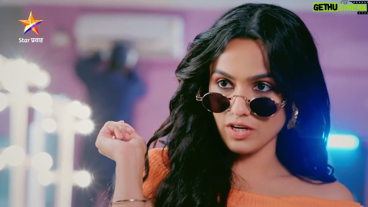 Shivani Baokar - 58.6K Likes - सत्या उतरवणार निरुपा आणि देविकाचा मेकअप…

‘साधी माणसं’
सोमवार 20 ऑक्टोबर संध्या. 6:30 वा. Star प्रवाहवर…
#SadhiManasa #StarPravah