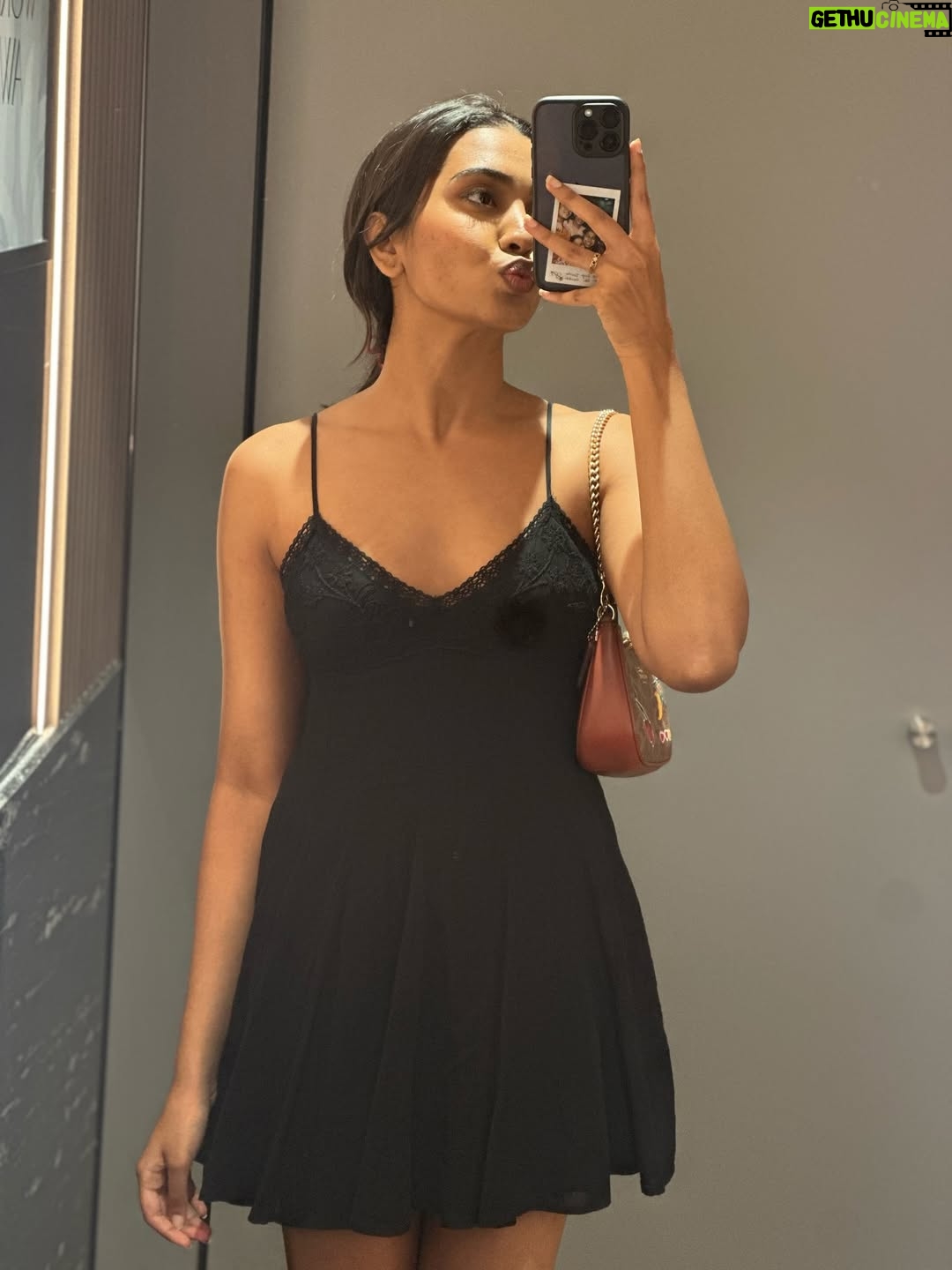 Shivathmika Rajashekar - 115.1K Likes - Look tests, photography skills, travel and art! 
As they call it now, Camera Roll Crumbs 🤍🧿🧿🧿