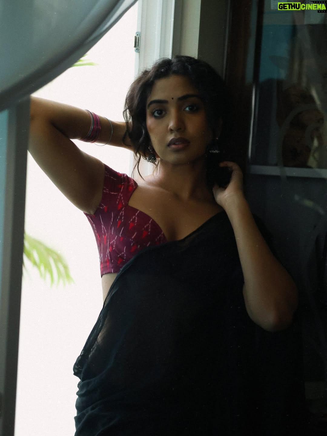 Shivathmika Rajashekar - 115.1K Likes - Look tests, photography skills, travel and art! 
As they call it now, Camera Roll Crumbs 🤍🧿🧿🧿