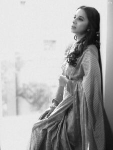 Actress Shreya Bugde HD Photos and Wallpapers January 2026