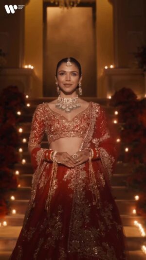 Shriya Pilgaonkar Instagram - राजा हिंदुस्तानी से - जो इश्क़ हुआ 💖
पूरी एल्बम - फ़रवरी 20 💿
नीचे अपने ख्याल लिखना ना भूलें ✍️..
#rajahindustani #joishqhua #ifeelking #shriyapilgaonkar