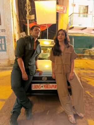 Shriya Pilgaonkar Instagram - It’s a wrap ! 🎬
Always the best time with this gang on set ! Reuniting with this team & reliving Sweety Gupta felt so special. Cant wait for you to watch Mirzapur – The Film on the BIG screen. It’s going to be wild 🔥