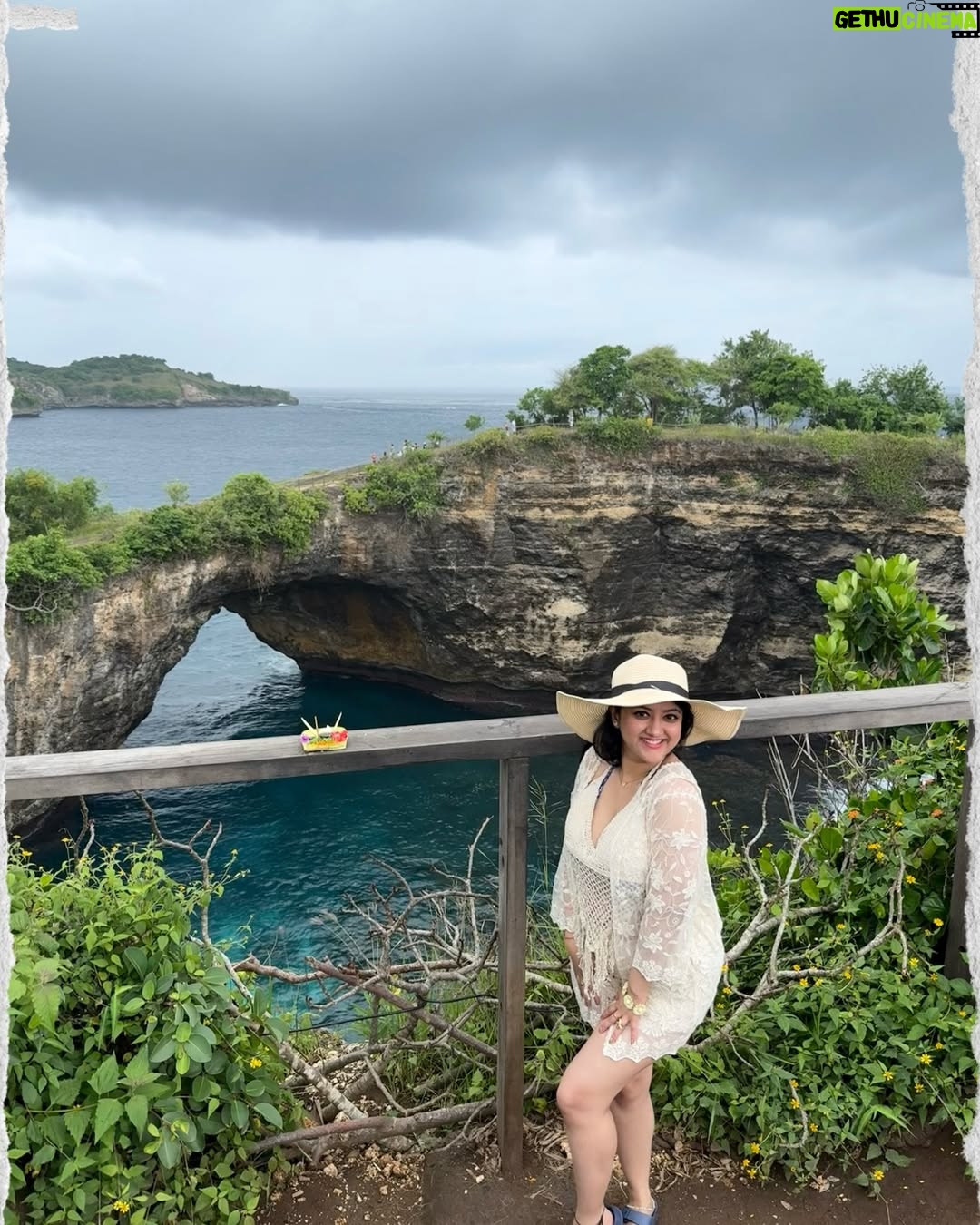 Shriya Sharma - 83.5K Likes - Crochet, cliffs and crashing waves at Broken Beach 🌊✨
There’s something magical about this place — a natural arch carved by time, turquoise water swirling below, and the wind that makes you feel alive in the best way.
Bali’s wild side… and me soaking in every bit of it.