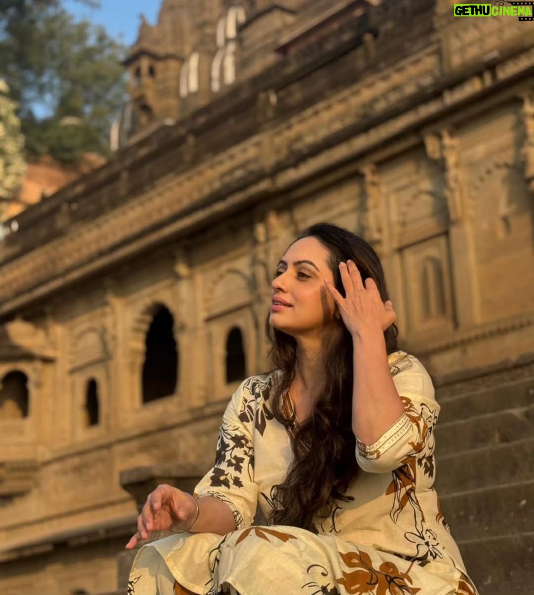 Shruti Marathe - 38.5K Likes - Maheshwar ♥️

#shoot #film #maheshwar #mp #travel

Pc @kunal_kush_official_ 💫