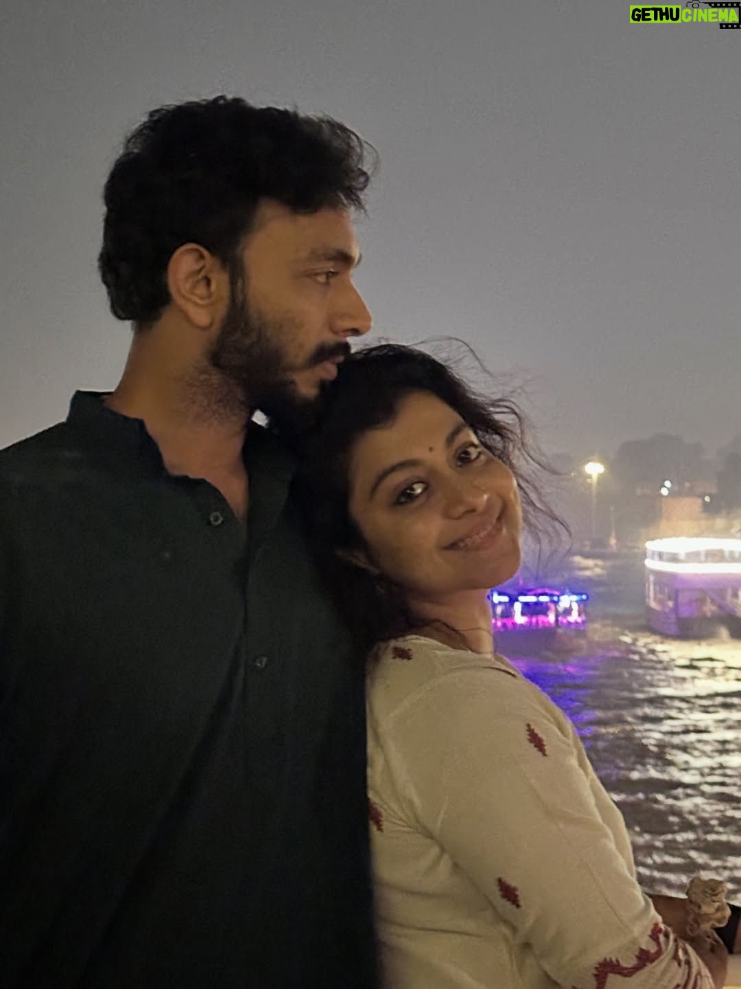Shruti Ramachandran - 43.6K Likes - Seeing nice places with the silliest boy.
