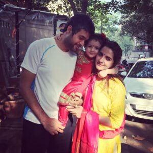 Shruti Seth Instagram - #2016
The year our kids were still tiny and I could carry Alina over my shoulder
Yudi got married we all ended up in the best group photo of the veejays
All my parents were here
Gul and I set up @festivelle
Post which I ended up in my happy place at The Palace Hotel with my favourite and ever so handsome @ninosinh
Danish got malaria and we rang in the new year in the cold but enveloped in love and warmth.
Life moved a little slow, we waited patiently for things and were full of hope.
#2016 #trending #shruphotodiary