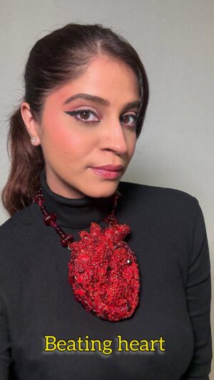 Shweta Mahadik Instagram - Moving art piece🫀
Recreating schiaparelli’s beating heart neckpiece

#schiaparelli 
#diy
#diychachi
#shwetamahadik 
#art