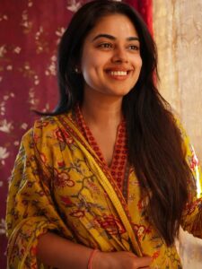 Actress Siddhi Idnani HD Photos and Wallpapers January 2026