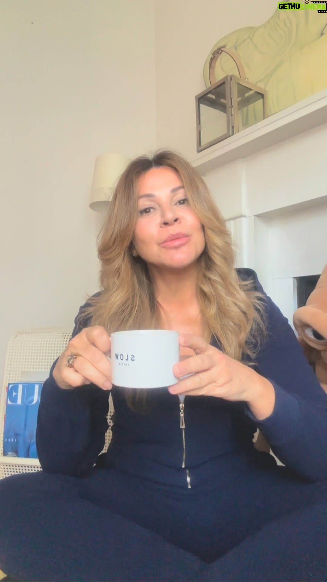 Sílvia Rizzo - 3 Likes - Não tenho mesmo jeito para isto! 🤦🏻‍♀️
Mas não queria deixar de vos desejar um excelente 2026!
E agradecer a quem me tem acompanhado por aqui! ✨❤️
Divirtam-se muito, mas não se distraiam!
.
Vou tentar voltar com mais dicas 😉