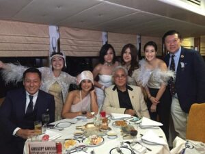 Sinjai Plengpanich Instagram - #2016 กลับมาแล้ว ช่วงชีวิตหนึ่งที่ทำงานหลากหลายมาก ทั้งเบื้องหน้าและเบื้องหลัง ตอนนั้น50พอดีเราว่าเราพอแล้วนะ แต่ก็ยัง!🤣🤣 คุณยังได้ไปต่อค่ะ….