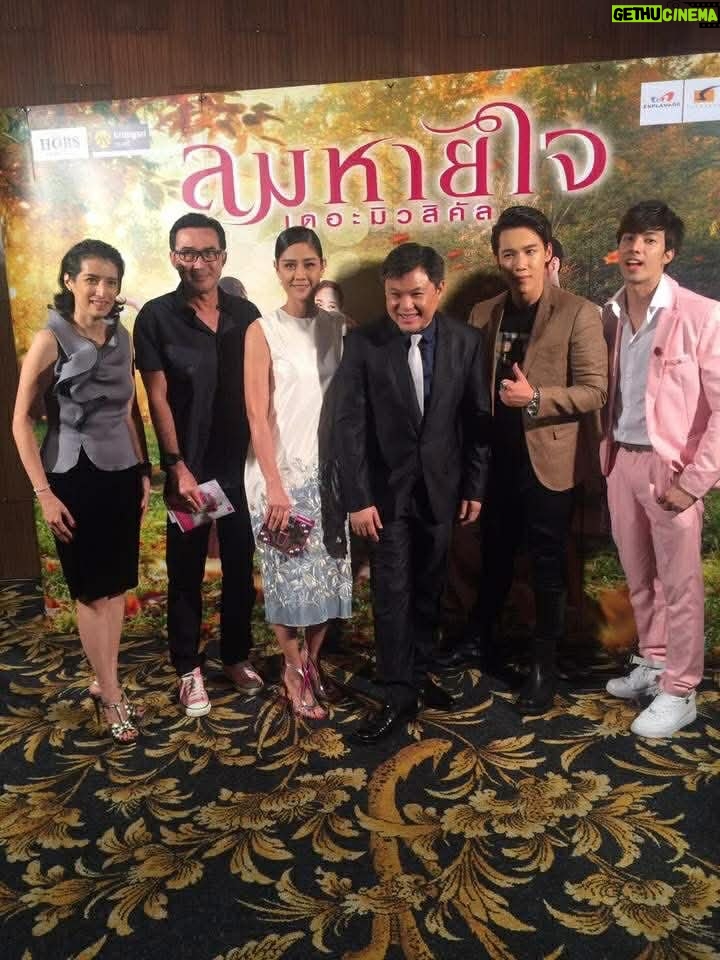 Sinjai Plengpanich - 2.1K Likes - #2016 กลับมาแล้ว ช่วงชีวิตหนึ่งที่ทำงานหลากหลายมาก ทั้งเบื้องหน้าและเบื้องหลัง ตอนนั้น50พอดีเราว่าเราพอแล้วนะ แต่ก็ยัง!🤣🤣 คุณยังได้ไปต่อค่ะ….