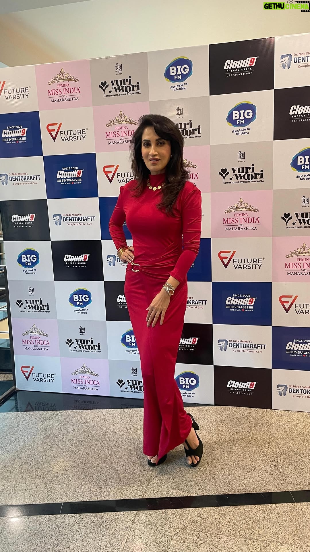 Smita Gondkar - 3.8K Likes - It was an honour to be part of the jury for Femina Miss India Maharashtra 2025 – Semi-Final.

Witnessing such confidence, grace, and ambition on stage was incredibly inspiring. Each contestant brought her own spark, strength, and passion, making the judging process genuinely challenging, because every one of them was outstanding.

Wishing all these future queens the very best for their journeys ahead. May you continue to grow, shine, and conquer every stage you step onto.
.
.
.
#SmitaGondkar #FeminaMissIndiaMaharashtra #Maharashtra #PageantWisdom MissIndia